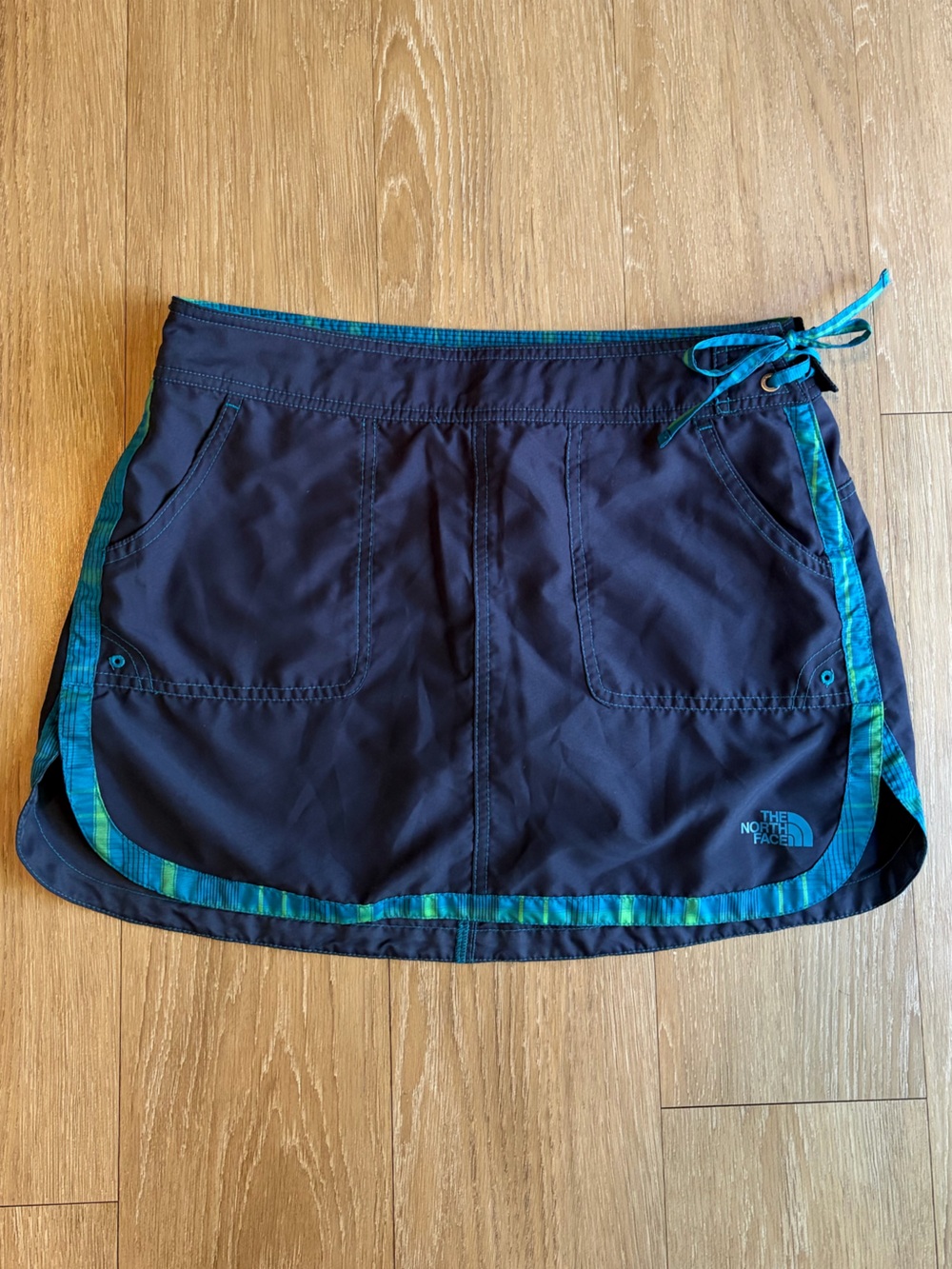 The North Face Navy Blue Plaid Athletic Skort w/ Shorts